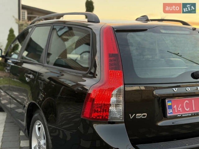 Чорний Вольво V50, об'ємом двигуна 1.6 л та пробігом 225 тис. км за 6899 $, фото 68 на Automoto.ua