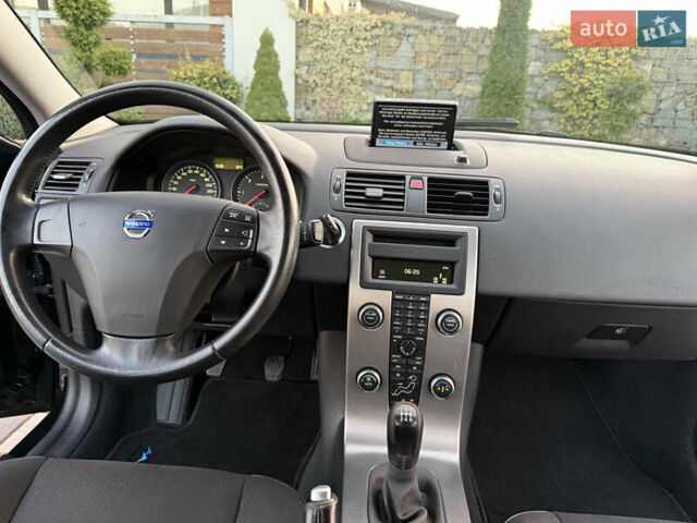 Чорний Вольво V50, об'ємом двигуна 1.6 л та пробігом 225 тис. км за 6899 $, фото 97 на Automoto.ua