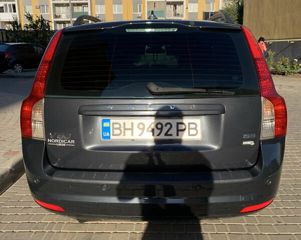 Вольво В50 2009 в Одессе на Automoto.ua Черный Вольво В50, объемом двигателя 1.56 л и пробегом 280 тыс. км за 7100 $, фото 8 на Automoto.ua