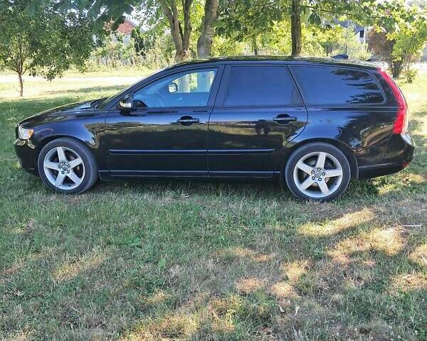 Черный Вольво В50, объемом двигателя 1.6 л и пробегом 261 тыс. км за 7000 $, фото 6 на Automoto.ua