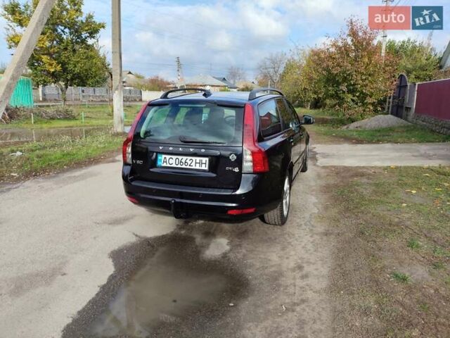 Вольво В50 2010 в Черкассах на Automoto.ua Черный Вольво В50, объемом двигателя 1.56 л и пробегом 308 тыс. км за 6750 $, фото 2 на Automoto.ua