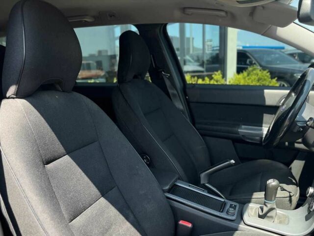 Чорний Вольво V50, об'ємом двигуна 1.6 л та пробігом 214 тис. км за 8300 $, фото 10 на Automoto.ua