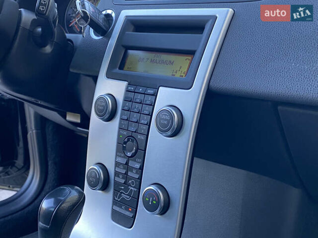 Чорний Вольво V50, об'ємом двигуна 2 л та пробігом 279 тис. км за 9400 $, фото 35 на Automoto.ua