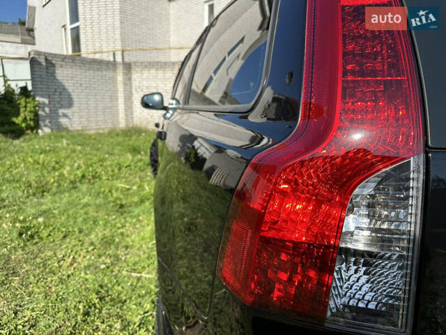 Черный Вольво В50, объемом двигателя 1.98 л и пробегом 265 тыс. км за 8000 $, фото 40 на Automoto.ua