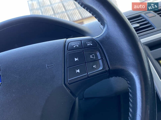 Чорний Вольво V50, об'ємом двигуна 2 л та пробігом 279 тис. км за 9400 $, фото 32 на Automoto.ua