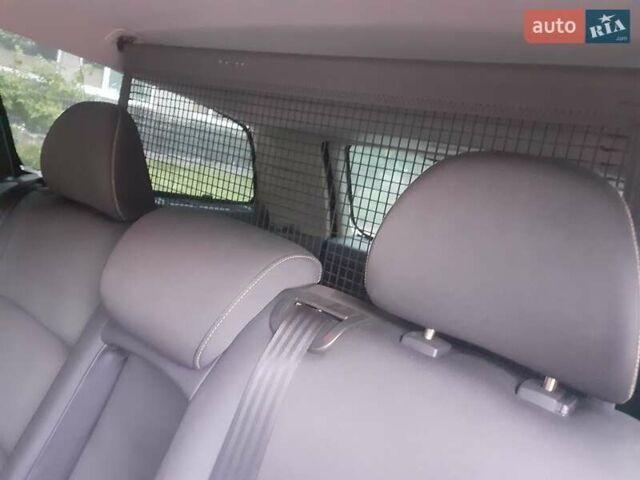 Чорний Вольво V50, об'ємом двигуна 1.56 л та пробігом 294 тис. км за 7400 $, фото 10 на Automoto.ua