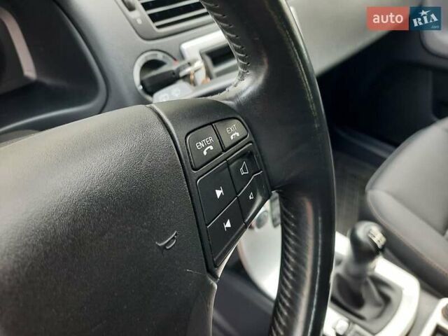 Чорний Вольво V50, об'ємом двигуна 1.6 л та пробігом 261 тис. км за 7770 $, фото 47 на Automoto.ua