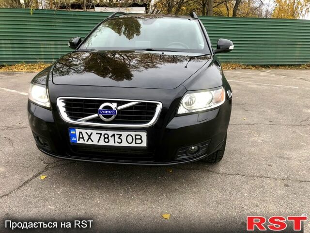 Черный Вольво В50, объемом двигателя 1.6 л и пробегом 257 тыс. км за 7700 $, фото 5 на Automoto.ua