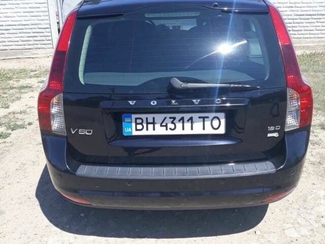 Чорний Вольво V50, об'ємом двигуна 1.6 л та пробігом 258 тис. км за 7800 $, фото 9 на Automoto.ua
