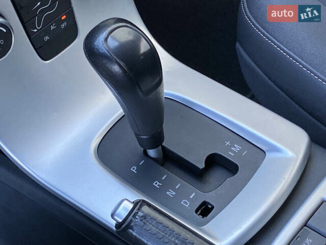 Черный Вольво В50, объемом двигателя 2 л и пробегом 279 тыс. км за 9400 $, фото 42 на Automoto.ua