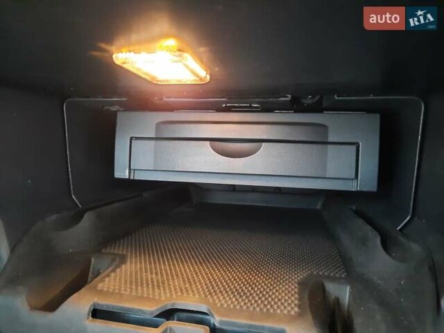 Чорний Вольво V50, об'ємом двигуна 1.6 л та пробігом 261 тис. км за 7770 $, фото 110 на Automoto.ua