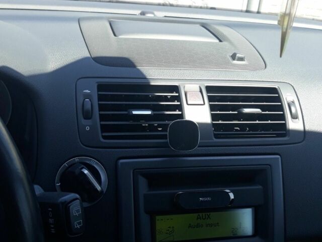 Чорний Вольво V50, об'ємом двигуна 1.6 л та пробігом 258 тис. км за 7800 $, фото 18 на Automoto.ua