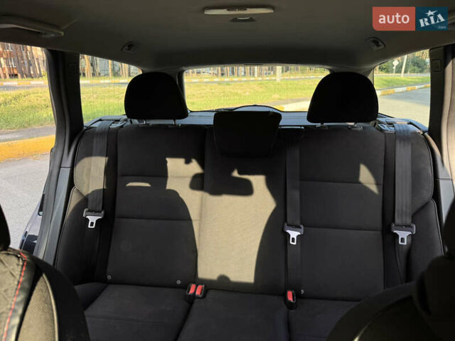 Черный Вольво В50, объемом двигателя 1.56 л и пробегом 250 тыс. км за 6500 $, фото 13 на Automoto.ua