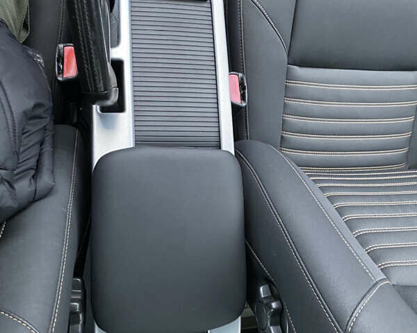 Чорний Вольво V50, об'ємом двигуна 1.6 л та пробігом 252 тис. км за 7950 $, фото 34 на Automoto.ua