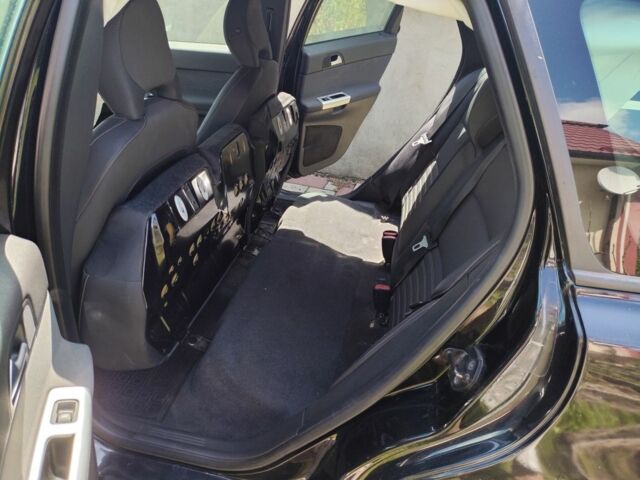 Черный Вольво В50, объемом двигателя 1.6 л и пробегом 160 тыс. км за 4200 $, фото 17 на Automoto.ua