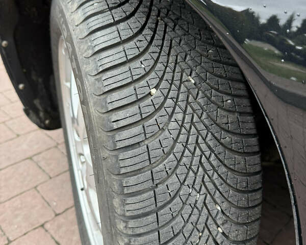 Чорний Вольво V50, об'ємом двигуна 1.6 л та пробігом 233 тис. км за 7799 $, фото 46 на Automoto.ua