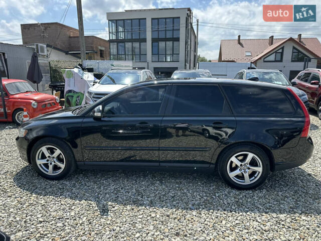 Вольво В50 2010 в Ивано-Франковске на Automoto.ua Черный Вольво В50, объемом двигателя 1.6 л и пробегом 305 тыс. км за 6999 $, фото 6 на Automoto.ua