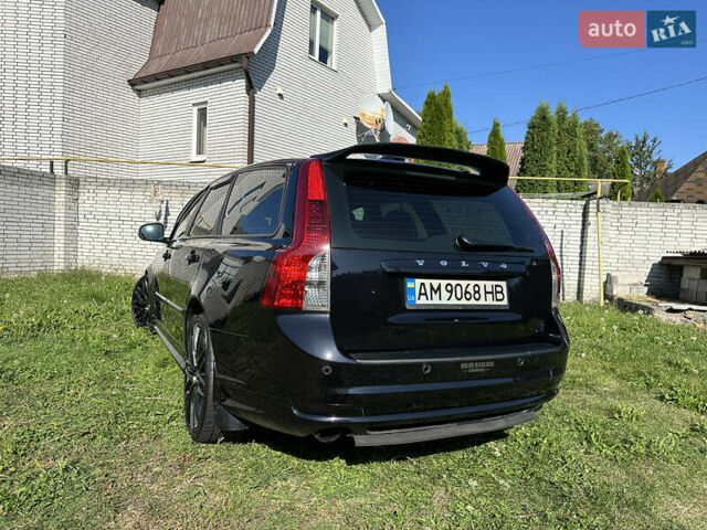 Черный Вольво В50, объемом двигателя 1.98 л и пробегом 265 тыс. км за 8000 $, фото 28 на Automoto.ua