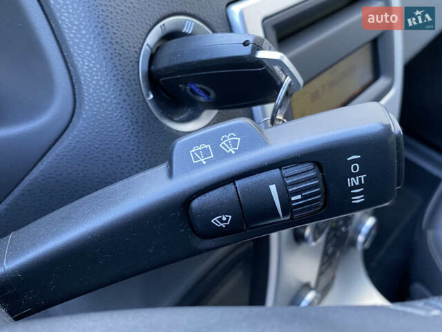 Черный Вольво В50, объемом двигателя 2 л и пробегом 279 тыс. км за 9400 $, фото 45 на Automoto.ua