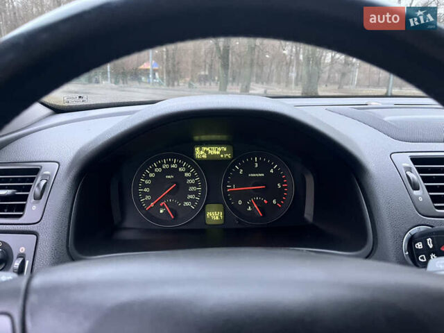 Чорний Вольво V50, об'ємом двигуна 1.6 л та пробігом 267 тис. км за 8100 $, фото 9 на Automoto.ua