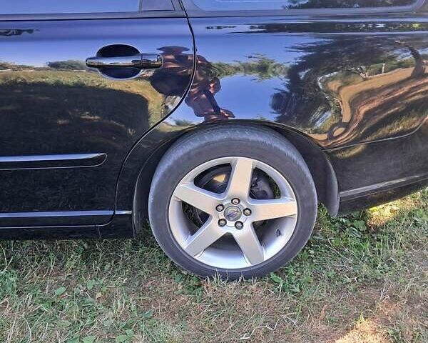 Черный Вольво В50, объемом двигателя 1.6 л и пробегом 261 тыс. км за 7000 $, фото 7 на Automoto.ua