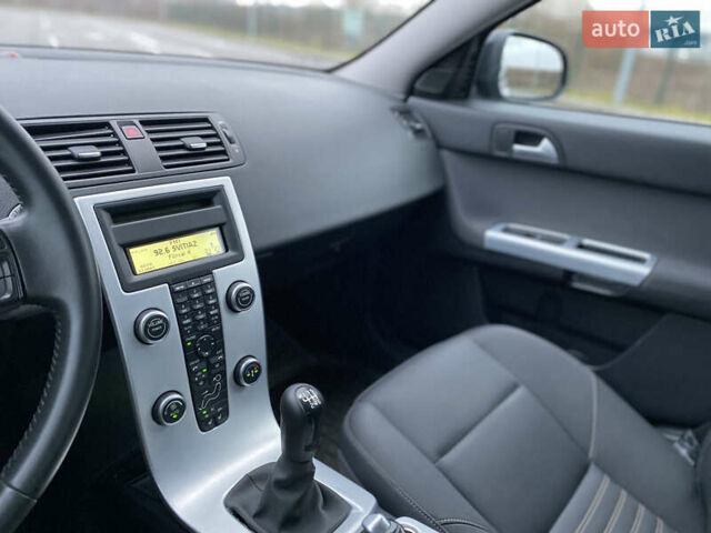 Чорний Вольво V50, об'ємом двигуна 1.6 л та пробігом 252 тис. км за 7950 $, фото 30 на Automoto.ua