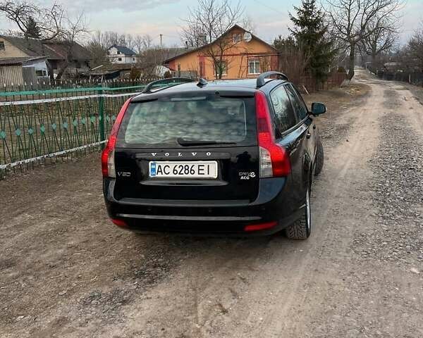 Черный Вольво В50, объемом двигателя 1.56 л и пробегом 231 тыс. км за 6800 $, фото 5 на Automoto.ua