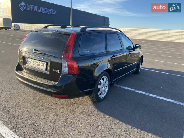 Вольво В50 2010 в Львове на Automoto.ua Черный Вольво В50, объемом двигателя 1.56 л и пробегом 278 тыс. км за 7500 $, фото 6 на Automoto.ua