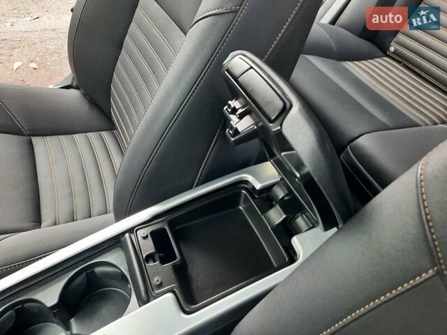 Чорний Вольво V50, об'ємом двигуна 1.6 л та пробігом 261 тис. км за 7770 $, фото 90 на Automoto.ua