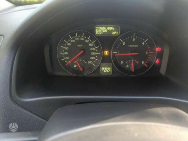 Черный Вольво В50, объемом двигателя 1.6 л и пробегом 285 тыс. км за 6500 $, фото 2 на Automoto.ua