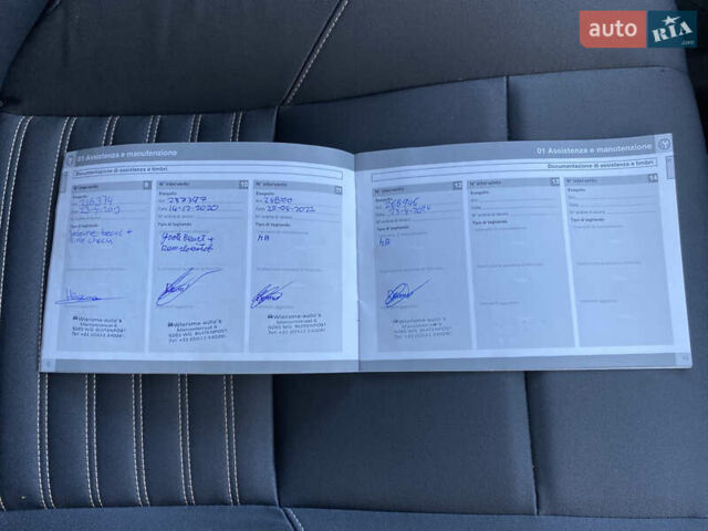 Черный Вольво В50, объемом двигателя 2 л и пробегом 279 тыс. км за 9400 $, фото 71 на Automoto.ua