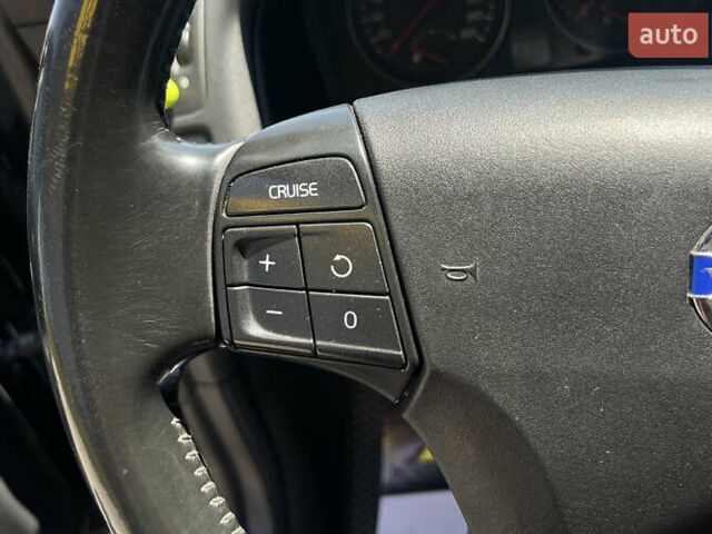 Вольво В50 2010 в Мукачеве на Automoto.ua Черный Вольво В50, объемом двигателя 1.56 л и пробегом 214 тыс. км за 8300 $, фото 19 на Automoto.ua