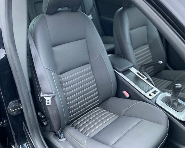 Чорний Вольво V50, об'ємом двигуна 1.6 л та пробігом 252 тис. км за 7950 $, фото 18 на Automoto.ua