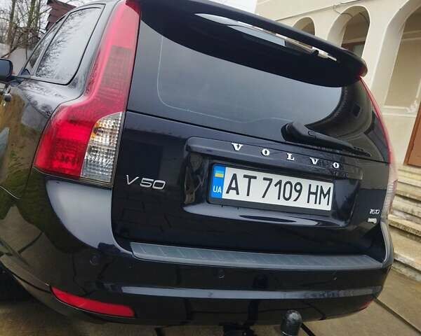 Черный Вольво В50, объемом двигателя 1.6 л и пробегом 218 тыс. км за 6900 $, фото 19 на Automoto.ua