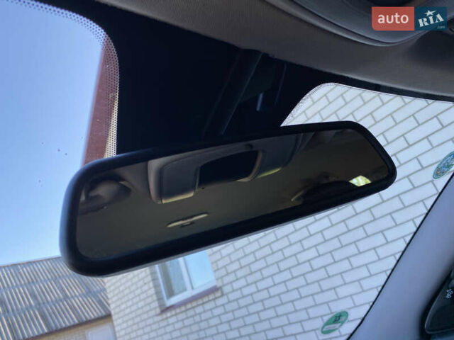 Чорний Вольво V50, об'ємом двигуна 2 л та пробігом 279 тис. км за 9400 $, фото 63 на Automoto.ua