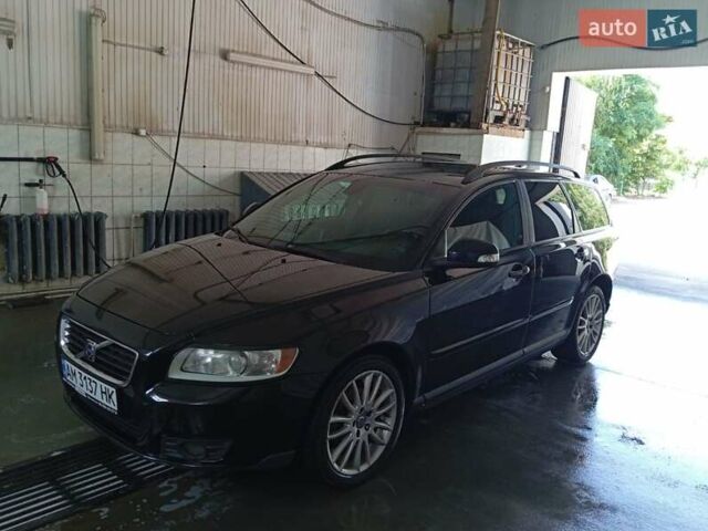 Чорний Вольво V50, об'ємом двигуна 1.6 л та пробігом 233 тис. км за 6700 $, фото 4 на Automoto.ua