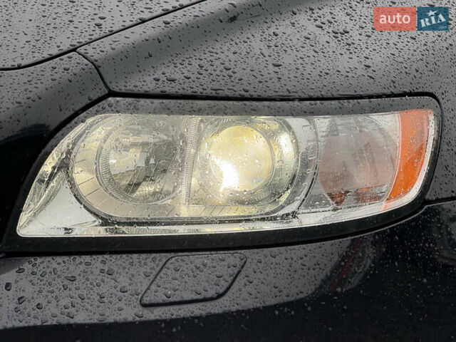 Черный Вольво В50, объемом двигателя 1.6 л и пробегом 263 тыс. км за 6999 $, фото 10 на Automoto.ua