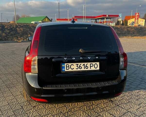 Черный Вольво В50, объемом двигателя 1.6 л и пробегом 252 тыс. км за 6950 $, фото 9 на Automoto.ua
