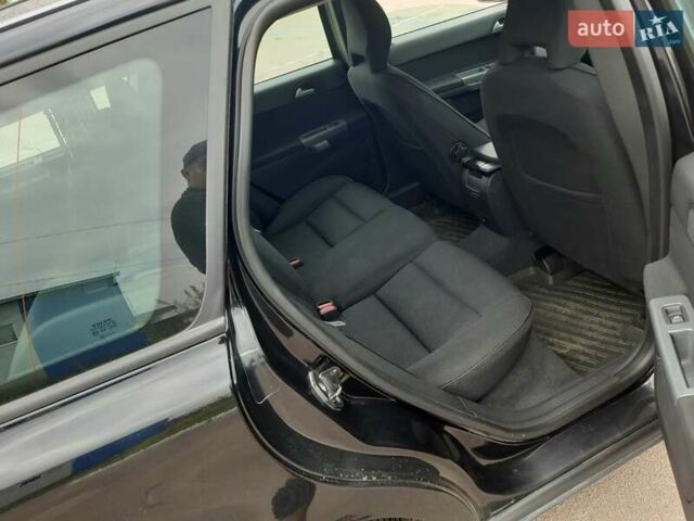 Вольво В50 2010 в Житомире на Automoto.ua Черный Вольво В50, объемом двигателя 1.6 л и пробегом 302 тыс. км за 5999 $, фото 7 на Automoto.ua