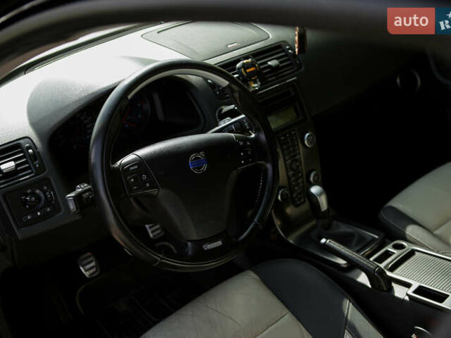 Черный Вольво В50, объемом двигателя 1.56 л и пробегом 203 тыс. км за 7800 $, фото 27 на Automoto.ua