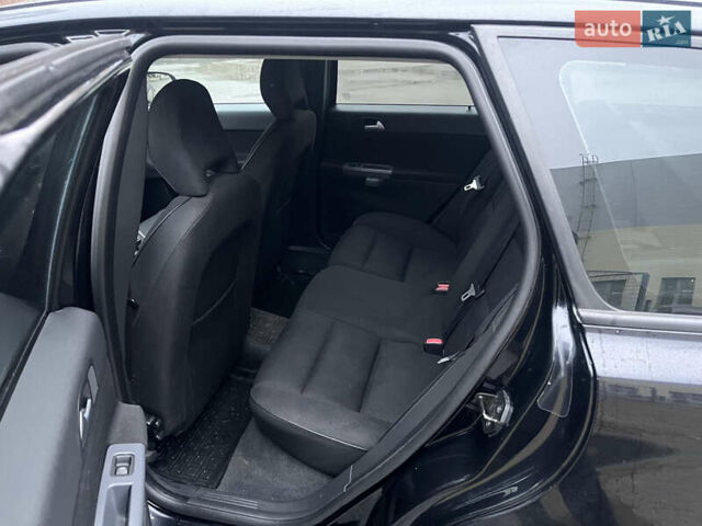 Чорний Вольво V50, об'ємом двигуна 1.6 л та пробігом 267 тис. км за 8100 $, фото 4 на Automoto.ua