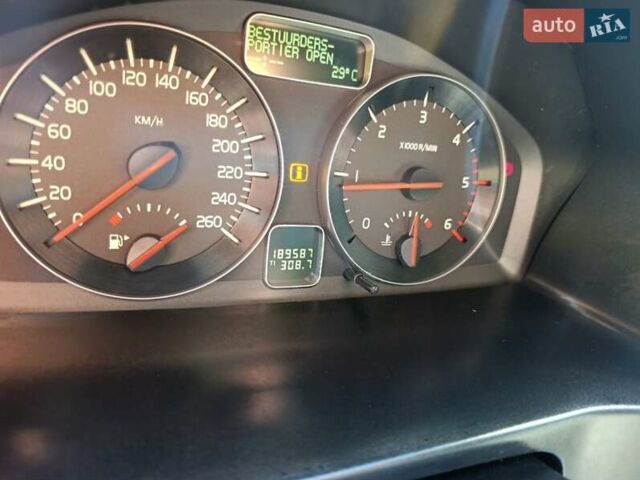 Чорний Вольво V50, об'ємом двигуна 1.6 л та пробігом 190 тис. км за 10000 $, фото 1 на Automoto.ua