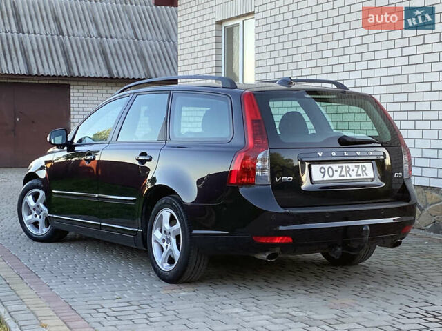 Черный Вольво В50, объемом двигателя 2 л и пробегом 279 тыс. км за 9400 $, фото 13 на Automoto.ua