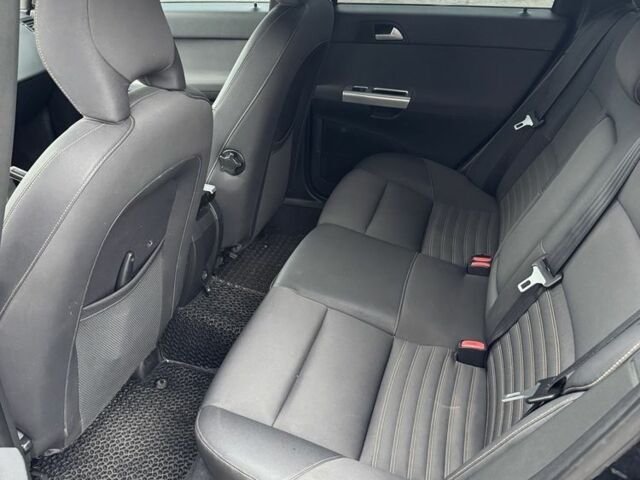 Черный Вольво В50, объемом двигателя 1.6 л и пробегом 240 тыс. км за 6750 $, фото 7 на Automoto.ua