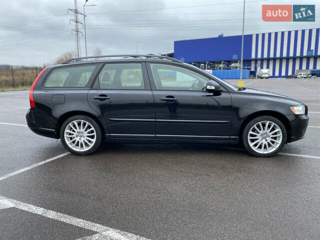 Чорний Вольво V50, об'ємом двигуна 1.6 л та пробігом 252 тис. км за 7950 $, фото 5 на Automoto.ua