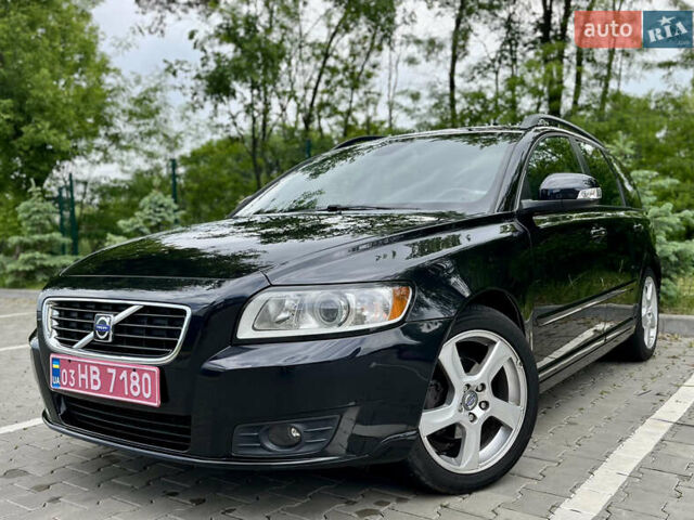 Чорний Вольво V50, об'ємом двигуна 1.6 л та пробігом 201 тис. км за 7300 $, фото 1 на Automoto.ua