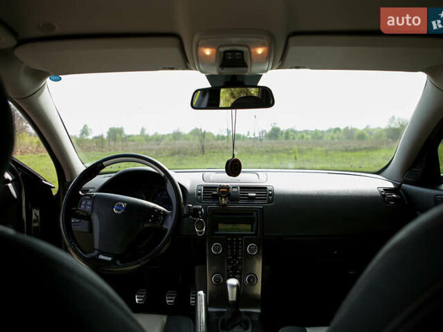 Черный Вольво В50, объемом двигателя 1.56 л и пробегом 203 тыс. км за 7800 $, фото 43 на Automoto.ua