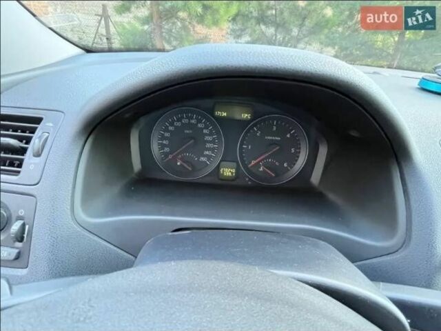 Вольво В50 2010 в Луцке на Automoto.ua Черный Вольво В50, объемом двигателя 1.6 л и пробегом 270 тыс. км за 7100 $, фото 6 на Automoto.ua