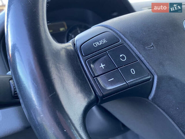 Чорний Вольво V50, об'ємом двигуна 2 л та пробігом 279 тис. км за 9400 $, фото 33 на Automoto.ua