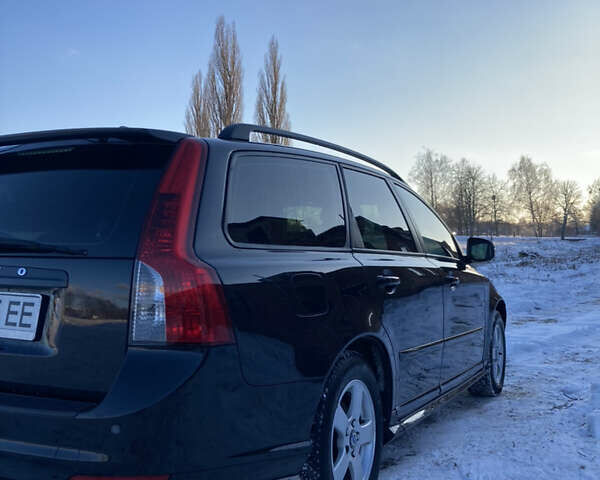 Черный Вольво В50, объемом двигателя 1.56 л и пробегом 203 тыс. км за 7800 $, фото 71 на Automoto.ua